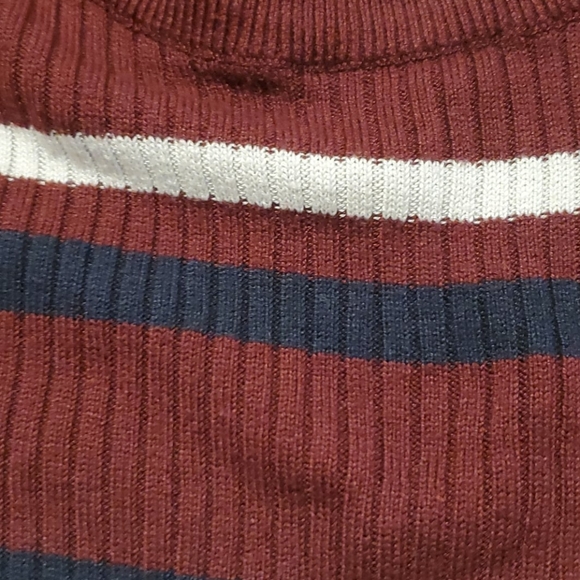 Women's H&M Divided shirt - Picture 3 of 6